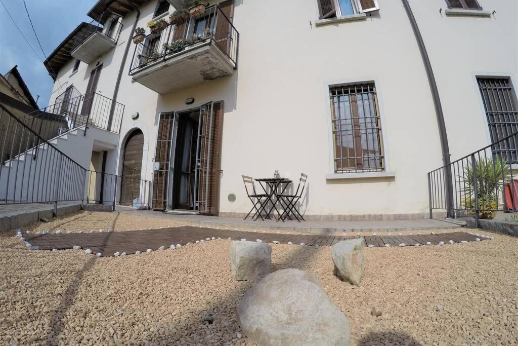 Casa Di Mirco - Ampio E Moderno Bilocale Apartamento Castenedolo Exterior foto